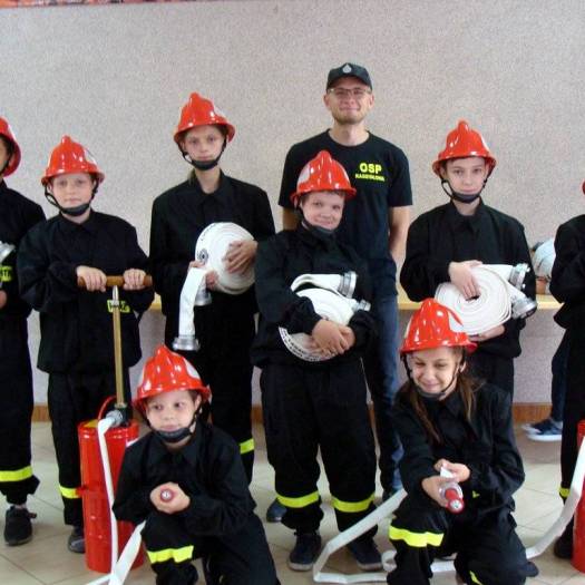 Odnowienie tradycji strażackich poprzez powołanie Młodzieżowej Drużyny Pożarniczej przy OSP w Kadzidłowej